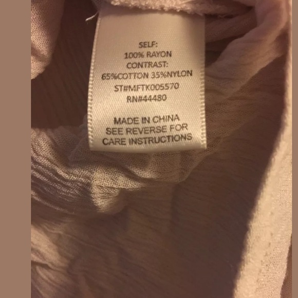 Love fire Lace Top. Size Small - Picture 5 of 5